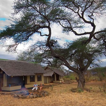 Severin Safari Camp Tsavo West National Park Kültér fotó